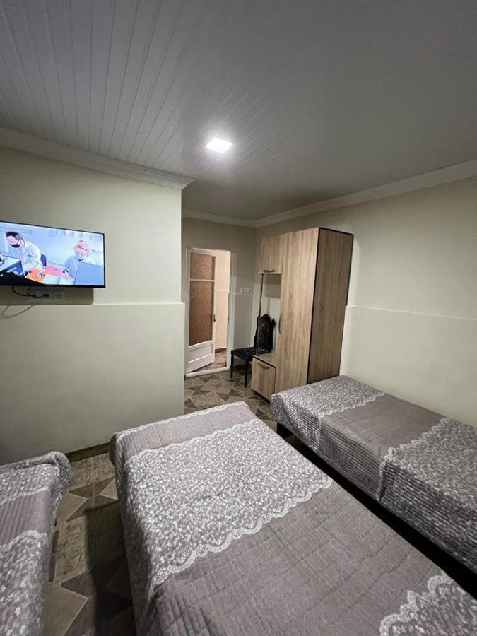 Linda Guest House Batumi Exterior photo